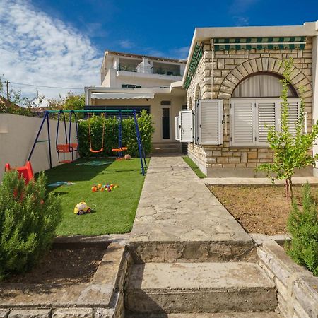 Holiday Home Oliva Vodice Dış mekan fotoğraf